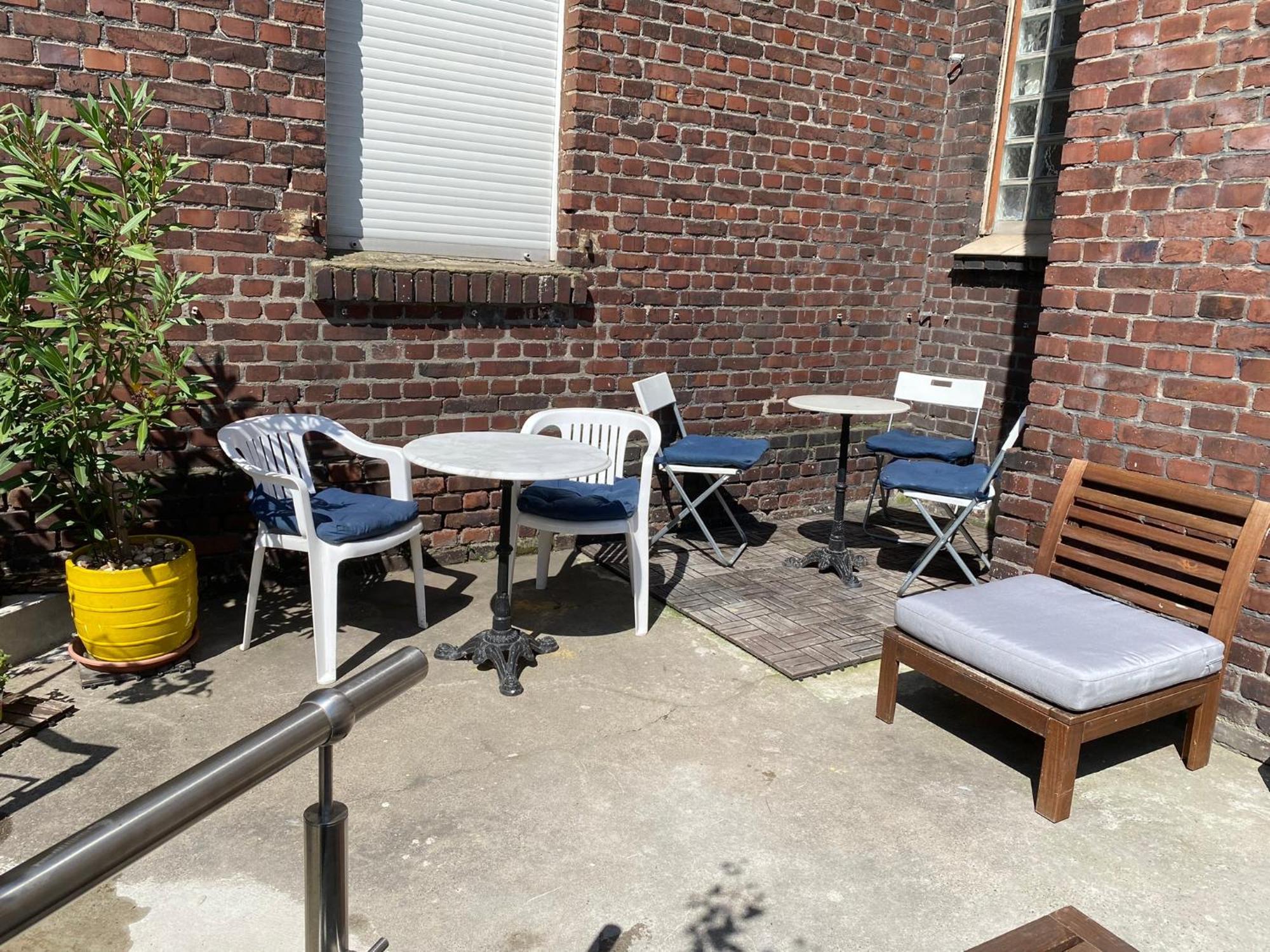 2 Rooms, Free Parking, 25 Min To Duesseldorf, 150 Mbps Wlan Duisburg Exterior foto